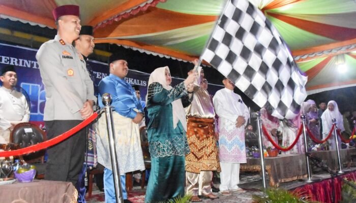 Gema Takbir Membelah Malam: Bupati Kasmarni Lepas Pawai Kemenangan di Bengkalis