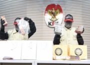 KPK Tetapkan Bupati dan Sekda Cilacap Sebagai Tersangka Pemerasan “Setoran THR”