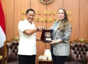 KEMHAN TERIMA UNDANGAN IISS SHANGRI-LA DIALOGUE KE-23, TEGASKAN KOMITMEN PERDAMAIAN DUNIA