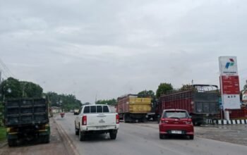 Diduga SPBU 14.288.626 Layani Pelangsir BBM Bersubsidi Gunakan Mobil Tronton dan Truk, Aktivitas Jadi Sorotan Publik