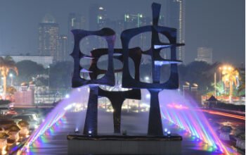 DPR Desak Pemerintah Siapkan Solusi Konkret Penghapusan Guru Honorer Sebelum 2027